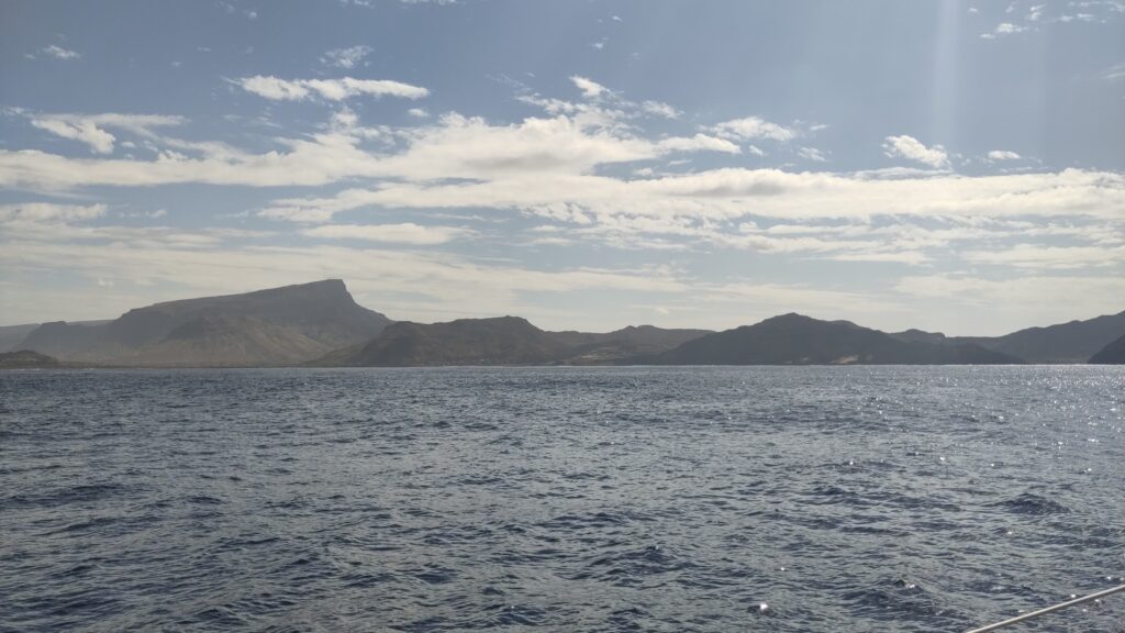 Yaw:208.7139,Pitch:-0.8973649518030686,Roll:0.5619208149492465